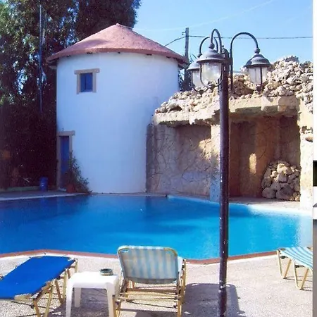 Aquarius 4*