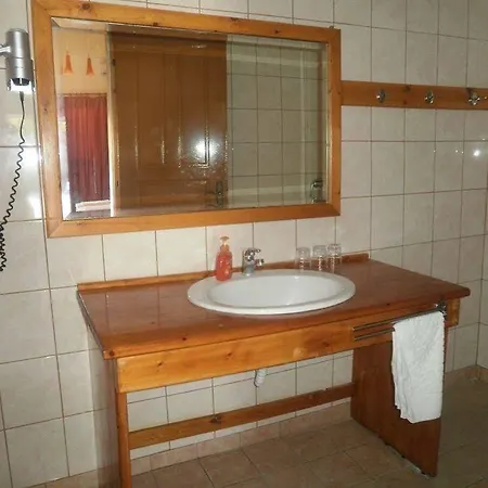 Aquarius Aparthotel 4*