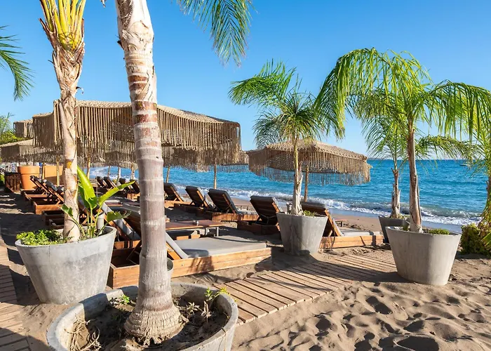 Aquarius Aparthotel 3*