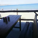 水瓶海滩酒店 3* 法里拉基
