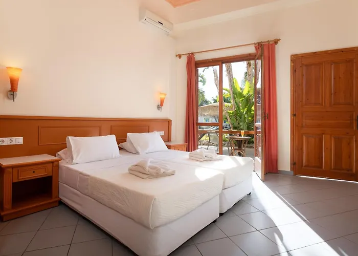 Aquarius Apartmanhotel 3*