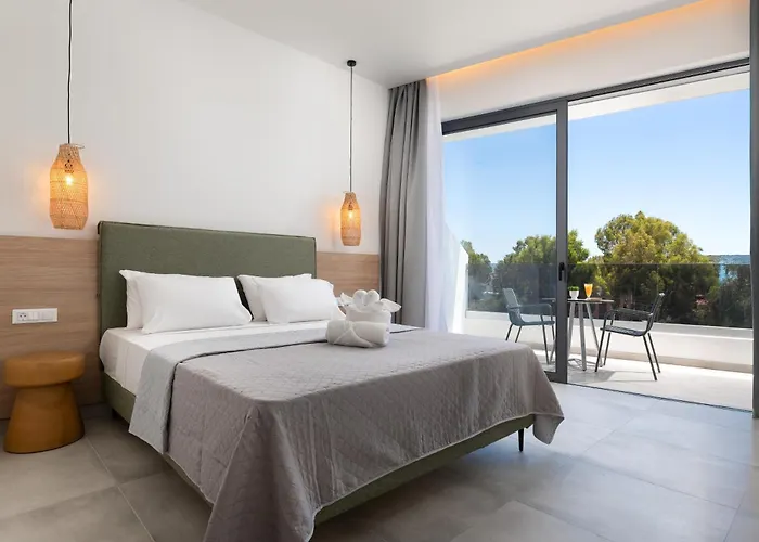 Aquarius Apartahotel 3*